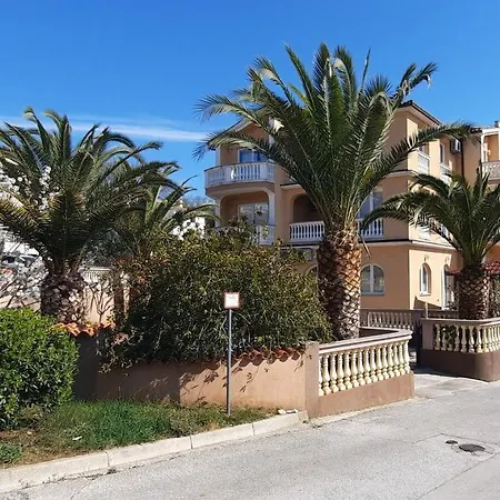 Canaria Apartment