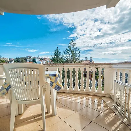 Apartament Canaria Pula