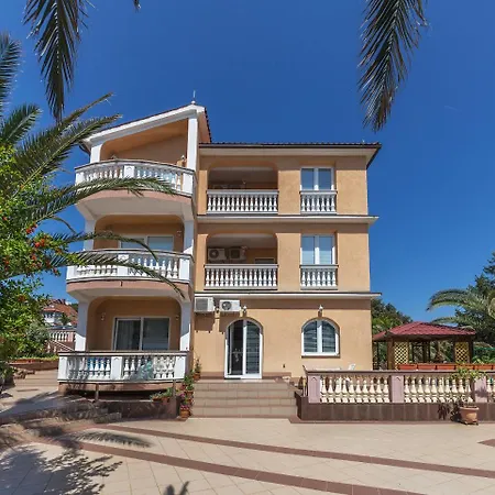 Apartament Canaria Pula