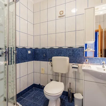 Canaria Apartament *