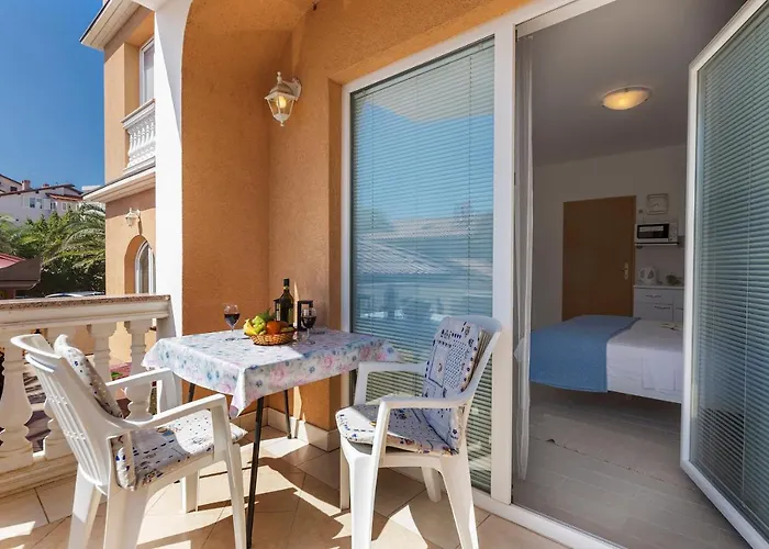 Canaria * Πούλα